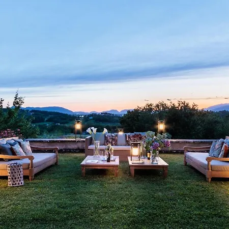 Lose The World. Find Yourself. Duemani, 8 Bedrooms, Panoramic Pool &