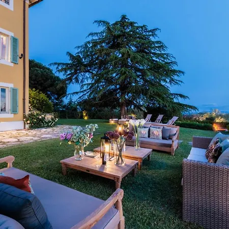 Lose The World. Find Yourself. Duemani, 8 Bedrooms, Panoramic Pool & فيلة *