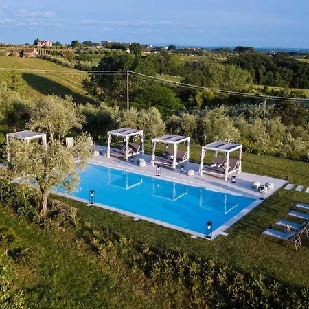 Lose The World. Find Yourself. Duemani, 8 Bedrooms, Panoramic Pool & *