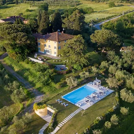 Lose The World. Find Yourself. Duemani, 8 Bedrooms, Panoramic Pool & *